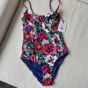 Brand new, never worn, tags on Onia swimsuit!!